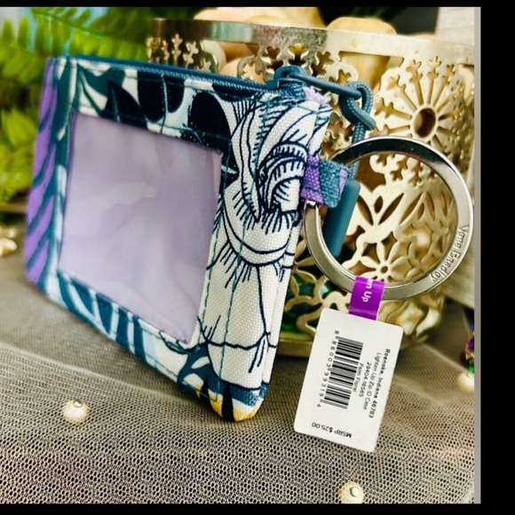 Vera Bradley Accessories - *NWT* Vera Bradley Floral Key Ring ID Holder